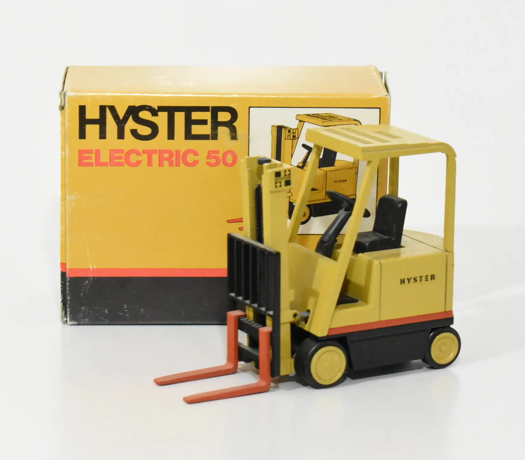 1/25 Hyster Electric 50 Fork Truck - Dalton's Farm Toys