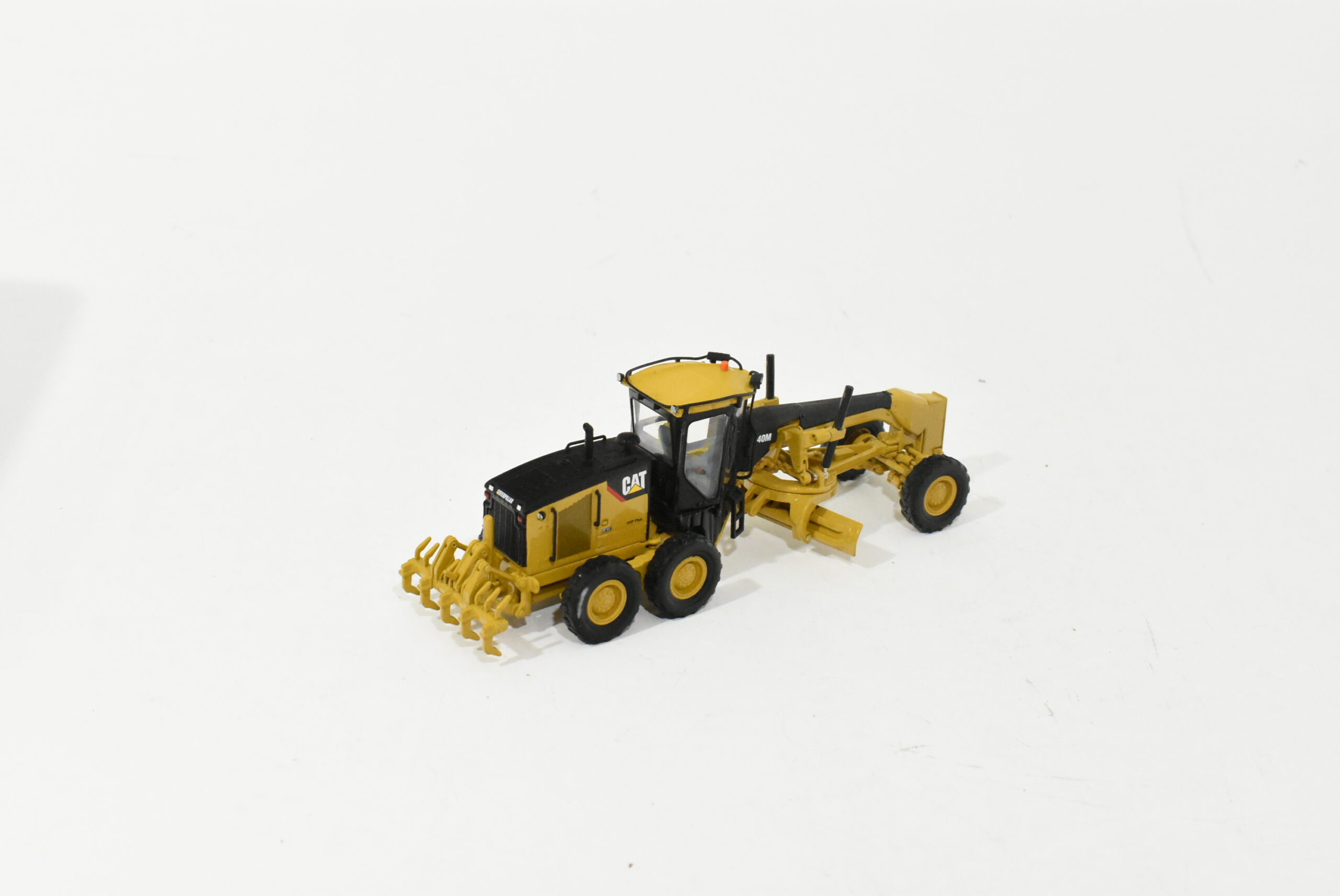 ノースコット　1／50スケール CAT 140M モーターグレーダー ノースコット 1／50スケール CAT 140M モーターグレーダー