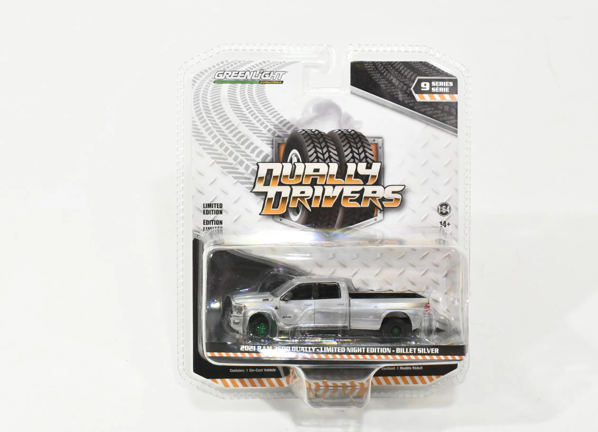 Greenlight 1:64 2021 Dodge Ram 3500 Dually: Limited Night Edition  (Exclusive Edition)