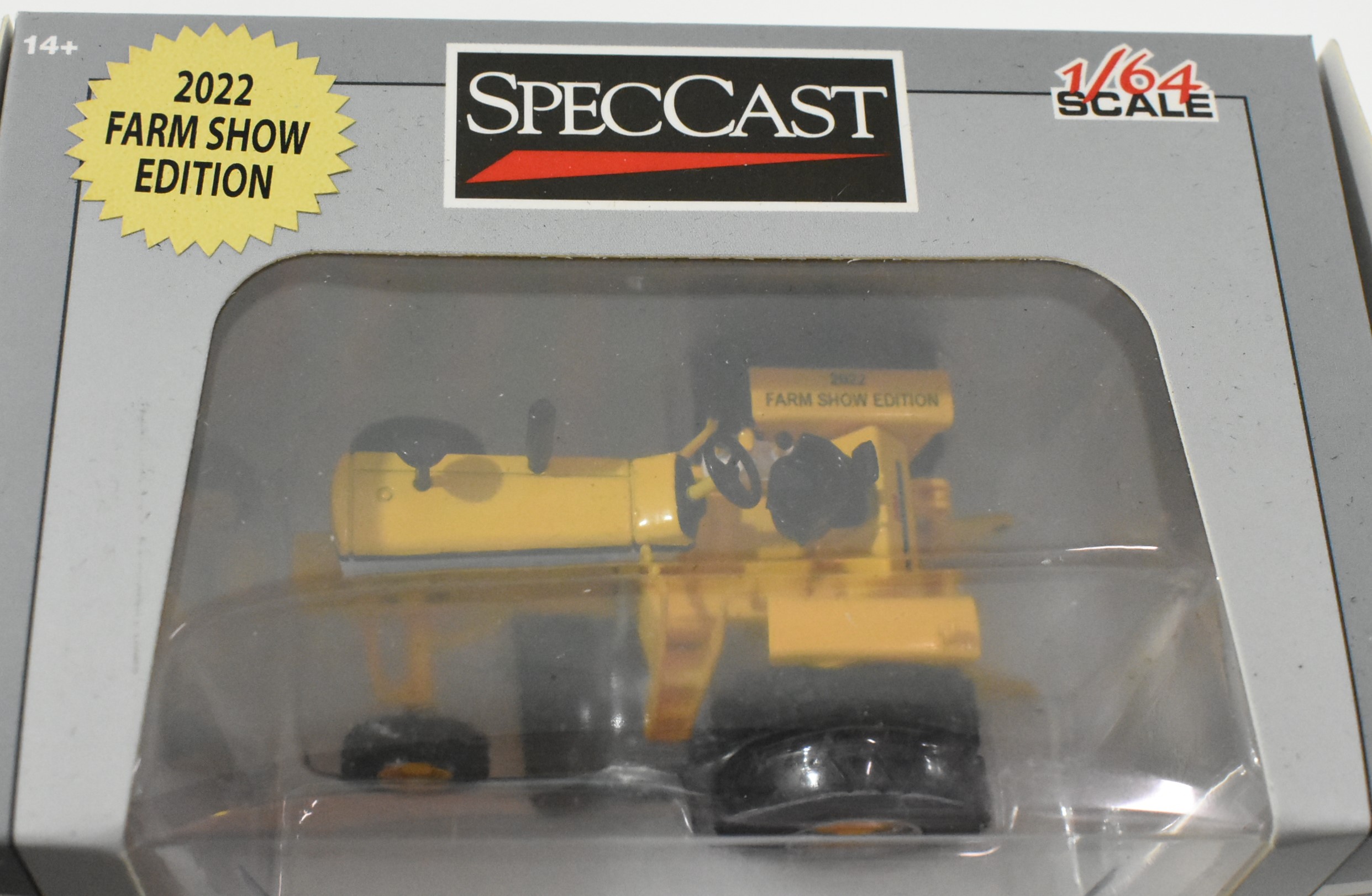 1/64 Minneapolis Moline G1000 Vista Tractor With Duals, 2022 Farm Show