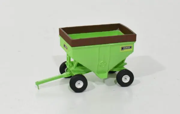 1/64 Scratch Built Parker 150 Bushel Gravity Wagon With Side Boards