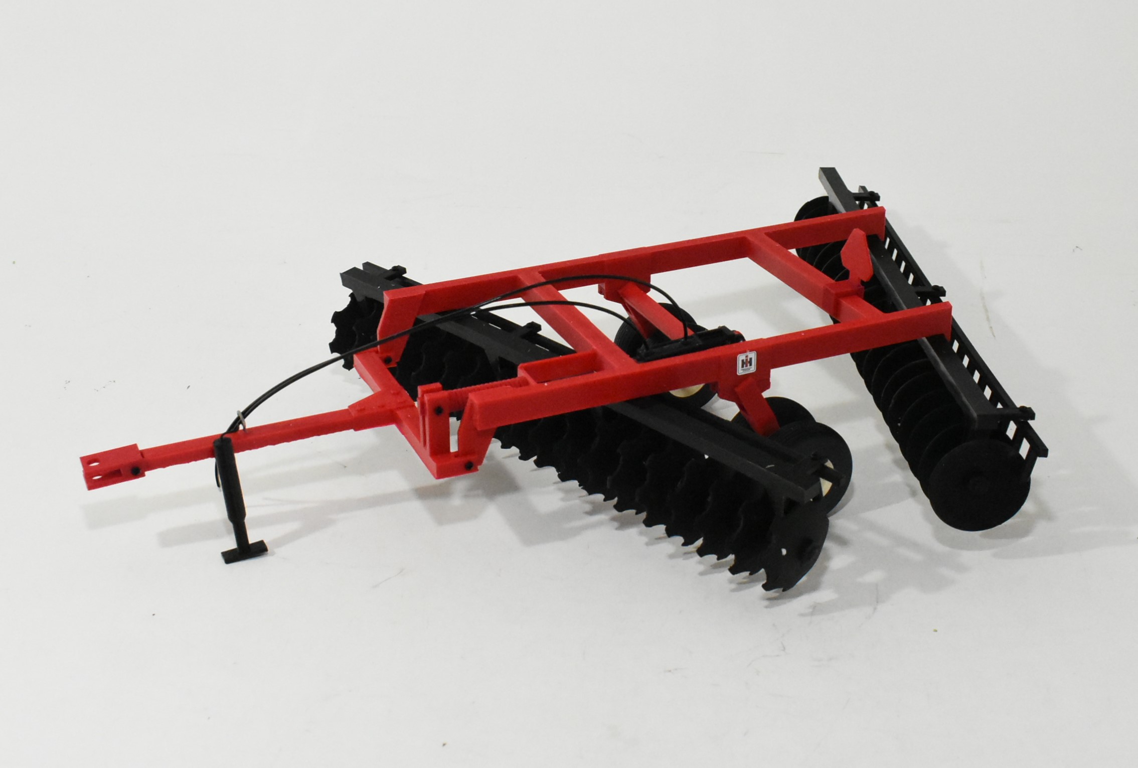 1/16 Scratch Built 16' International Harvester Offset Disk Daltons