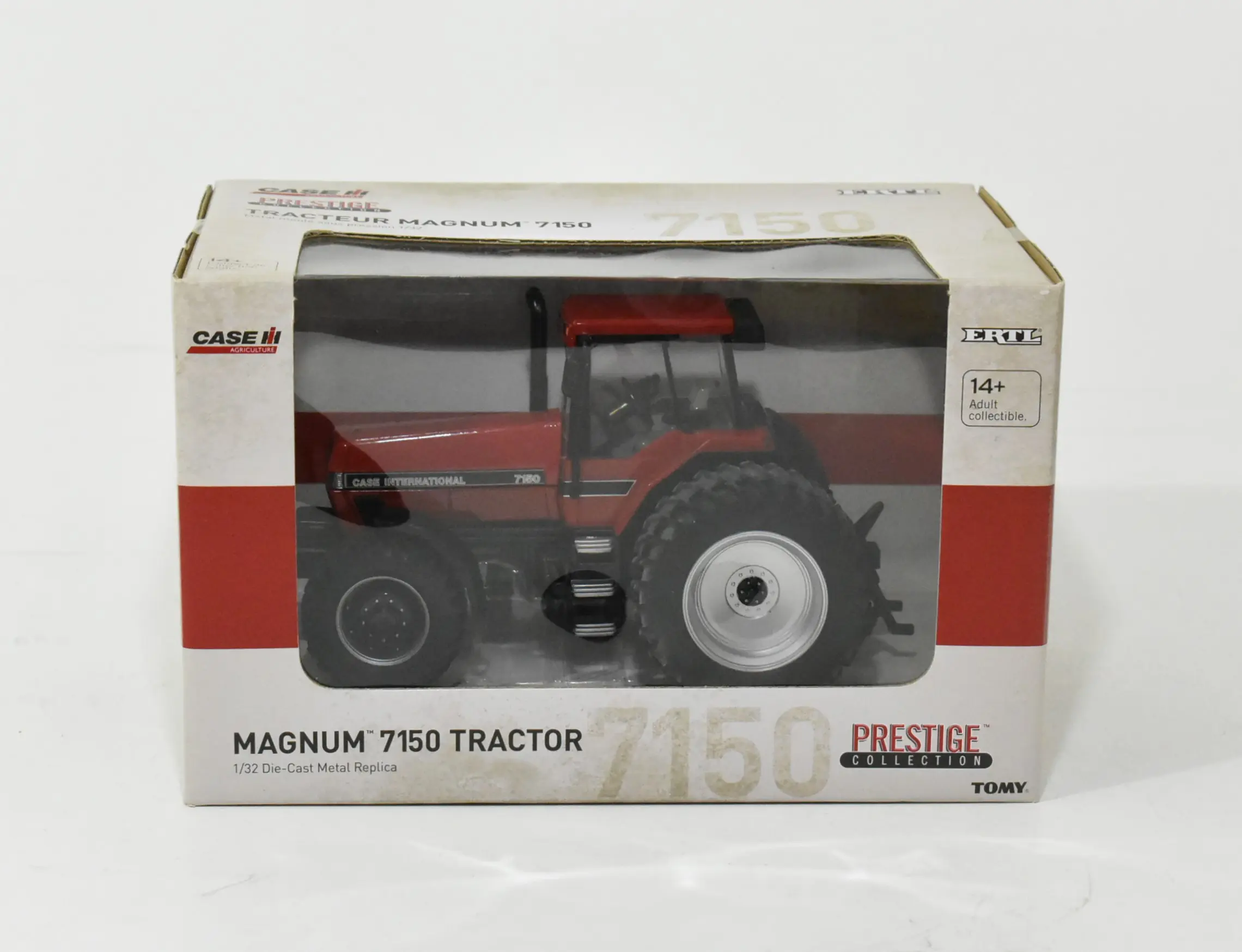 1/32 Case International 7150 Magnum Tractor With Front Wheel