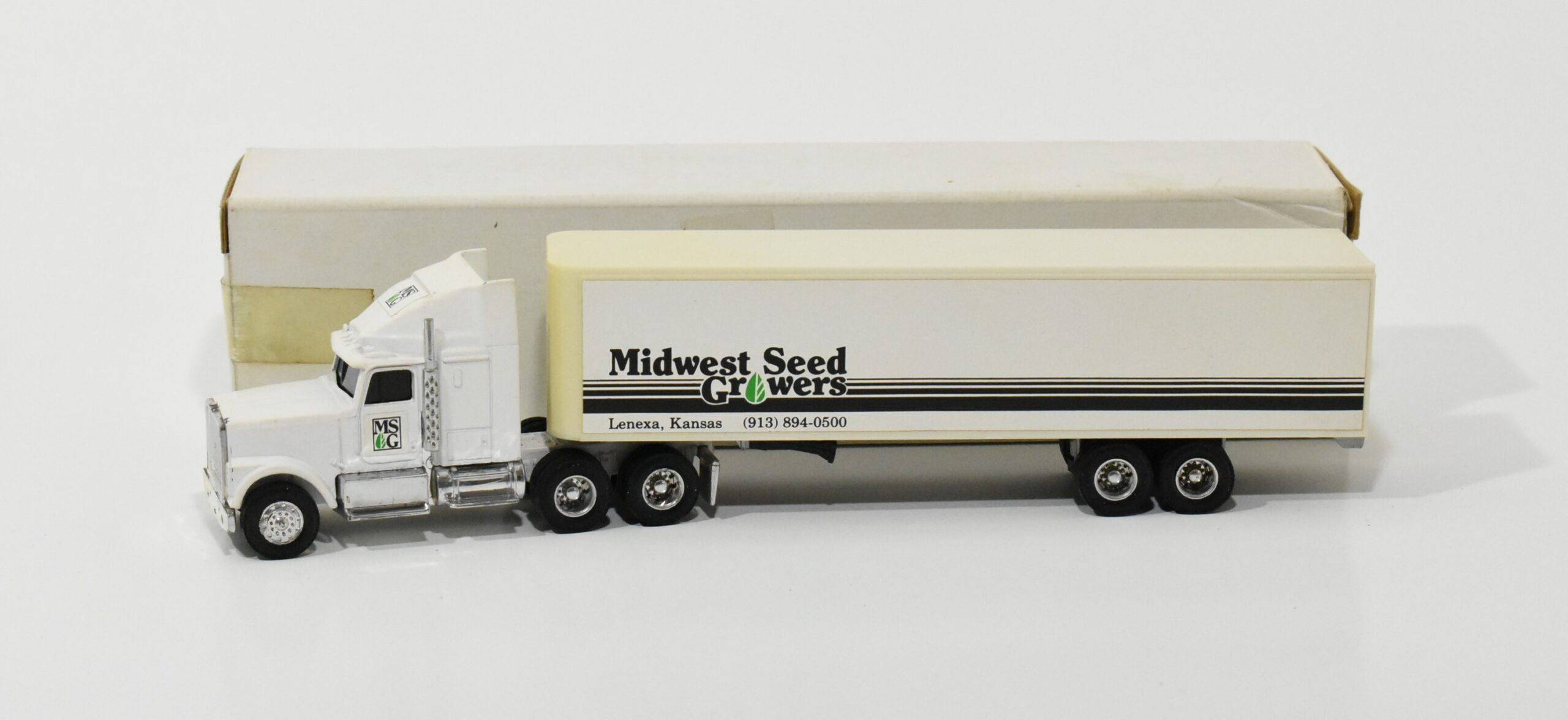 1/64 Midwest Seed Growers Semi - Daltons Farm Toys