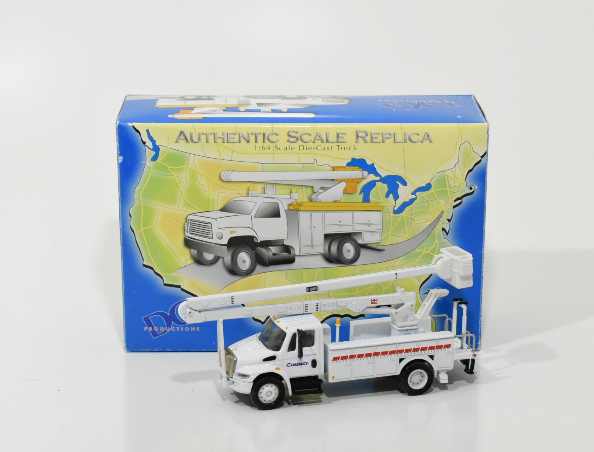 1/64 International White Bucket Truck, Cinergy Daltons Farm Toys