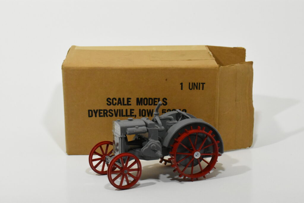 1/16 Case Tractor On Steel - Daltons Farm Toys