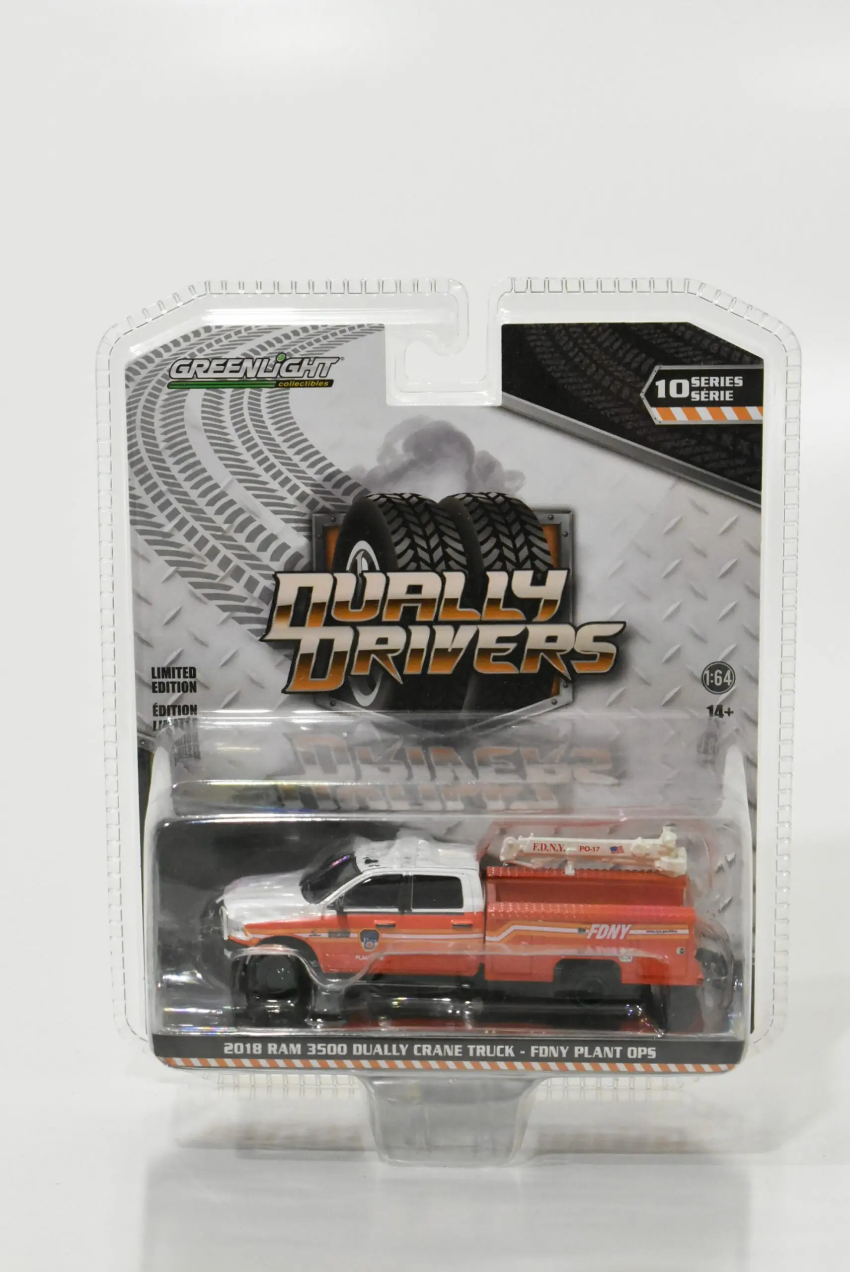 1/64 2018 RAM 3500 Dually Crane Truck, FDNY, Dually Drivers, Green