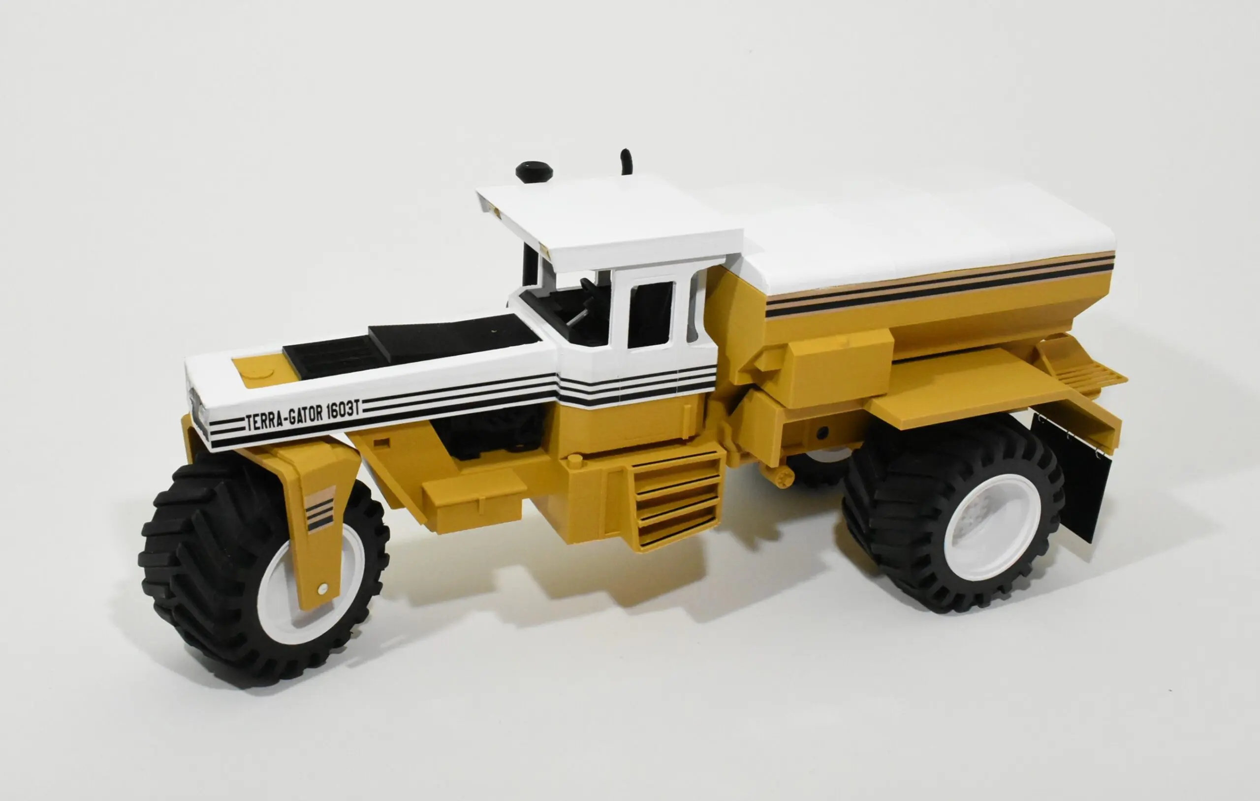 1/16 Ag Chem 1603T Terra Gator Self Propelled Sprayer With Dry