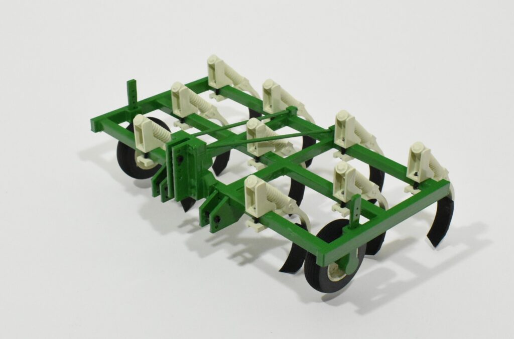 1/16 Custom Oliver 9 Shank 3 pt. Chisel Plow - Daltons Farm Toys