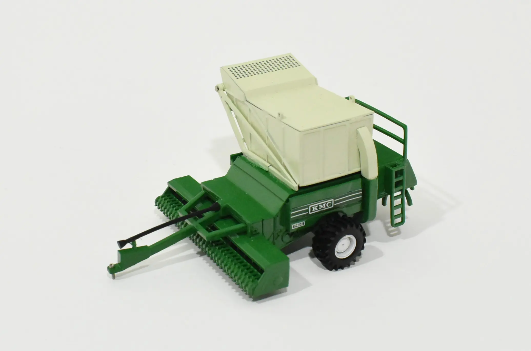 1/64 Scratch Built KMC 7406 Peanut Combine