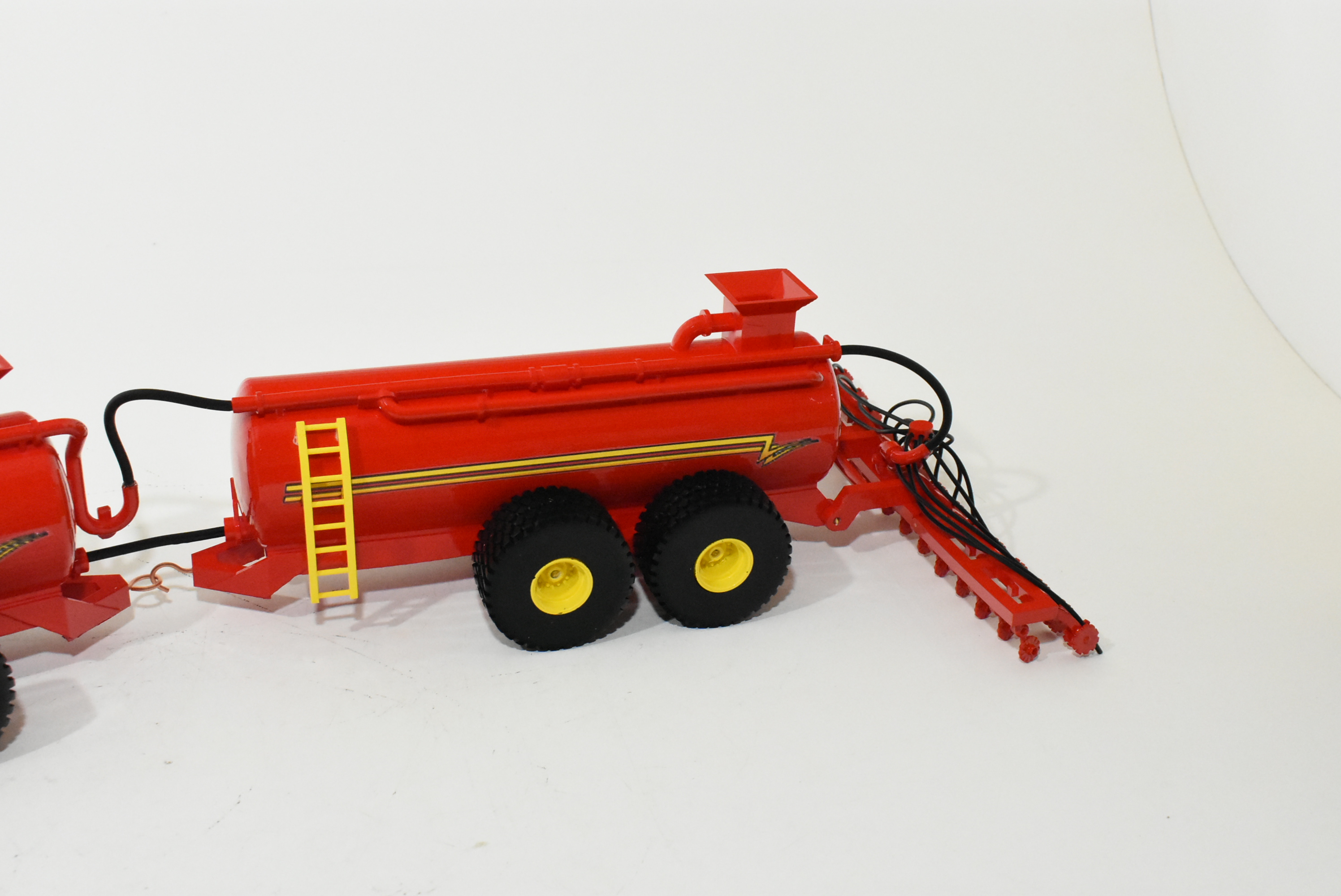1/64 Scratch Built Nuhn Magnum 16,000 Quad Train Liquid Manure Spreader With Tool Bar Applicator - Image 3