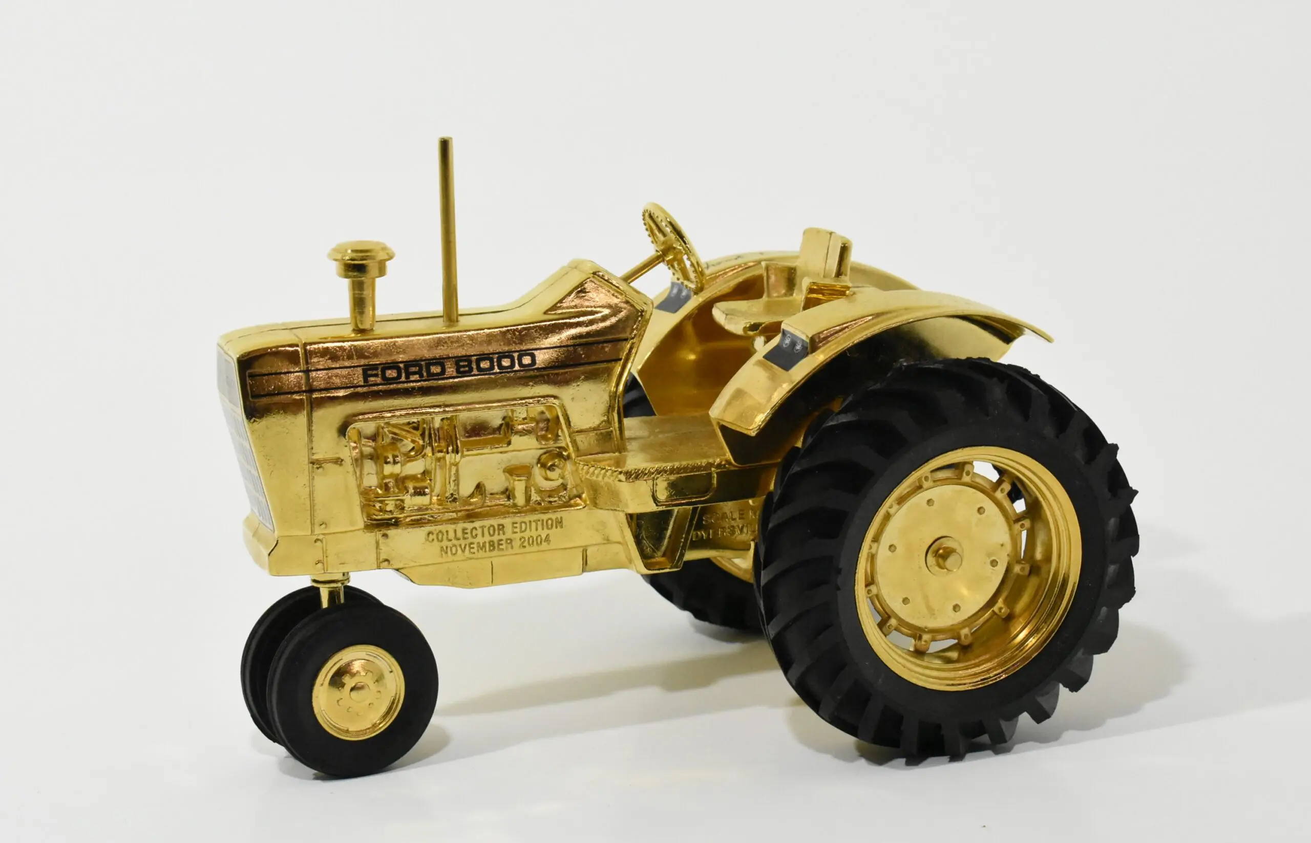 1/16 Ford 8000 Tractor With Narrow Front, 2004 Collector Edition