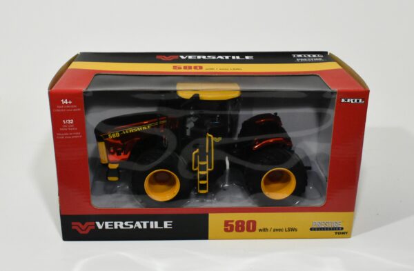 1/32 Versatile 580 4wd Tractor With LSW Tires, Red Chrome Chaser