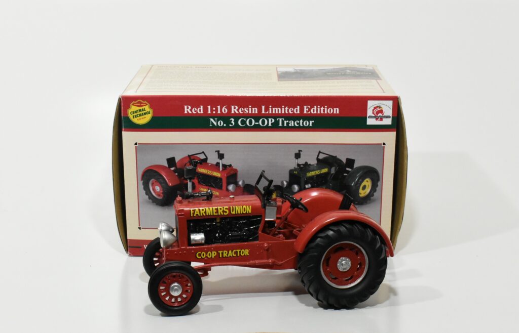 1/16 No. 3 COOP Red Tractor, Wisconsin Farm Technology Days 2013