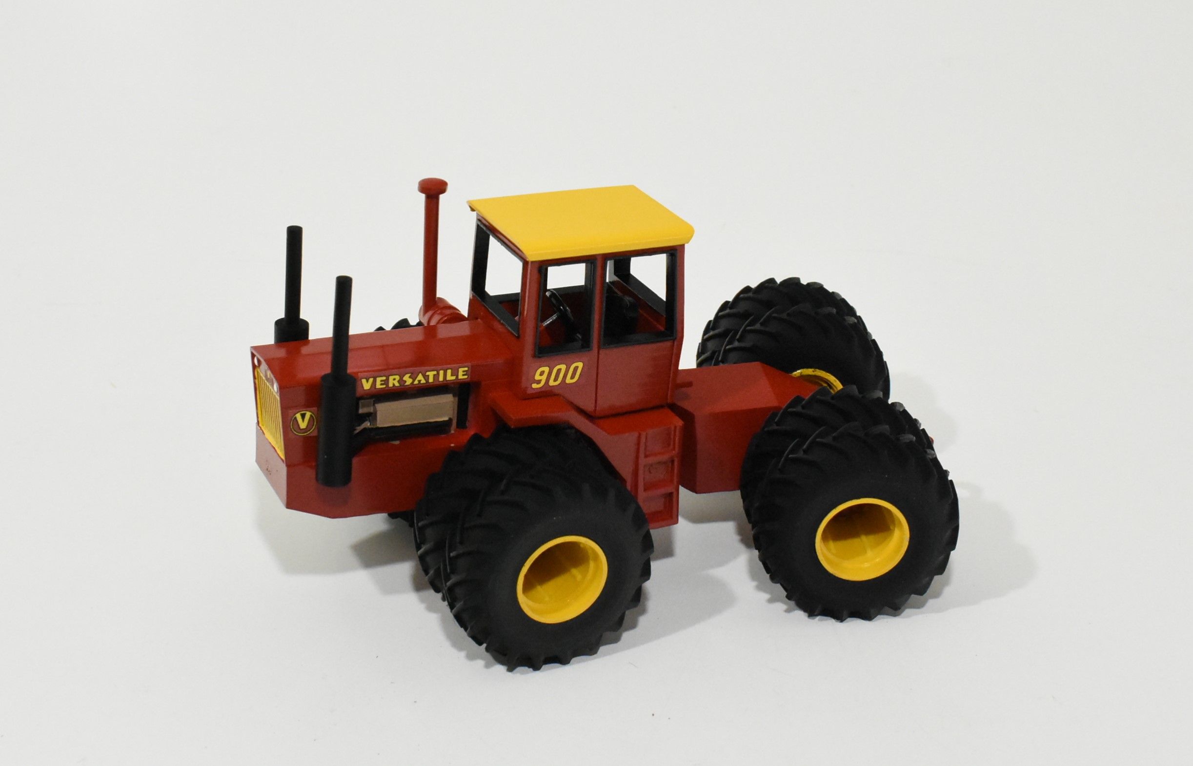 Miniature Autocult-Models – Tracteur Kramer 814 Allrad – Rouge – 1/32 – ATC9