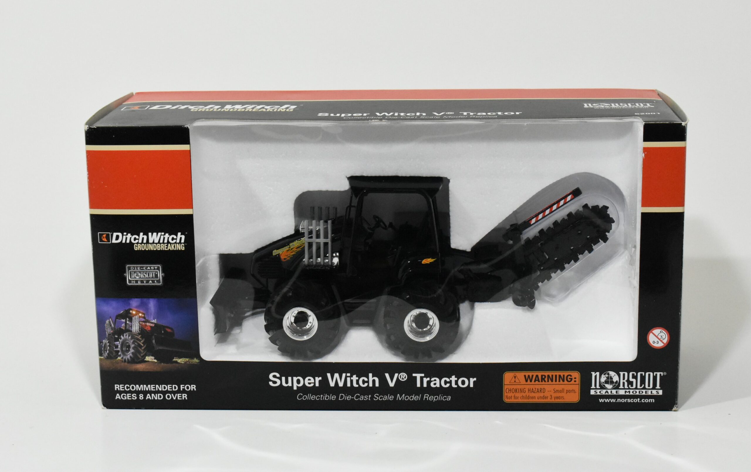 1/25 Ditch Witch Super Witch V Tractor Daltons Farm Toys