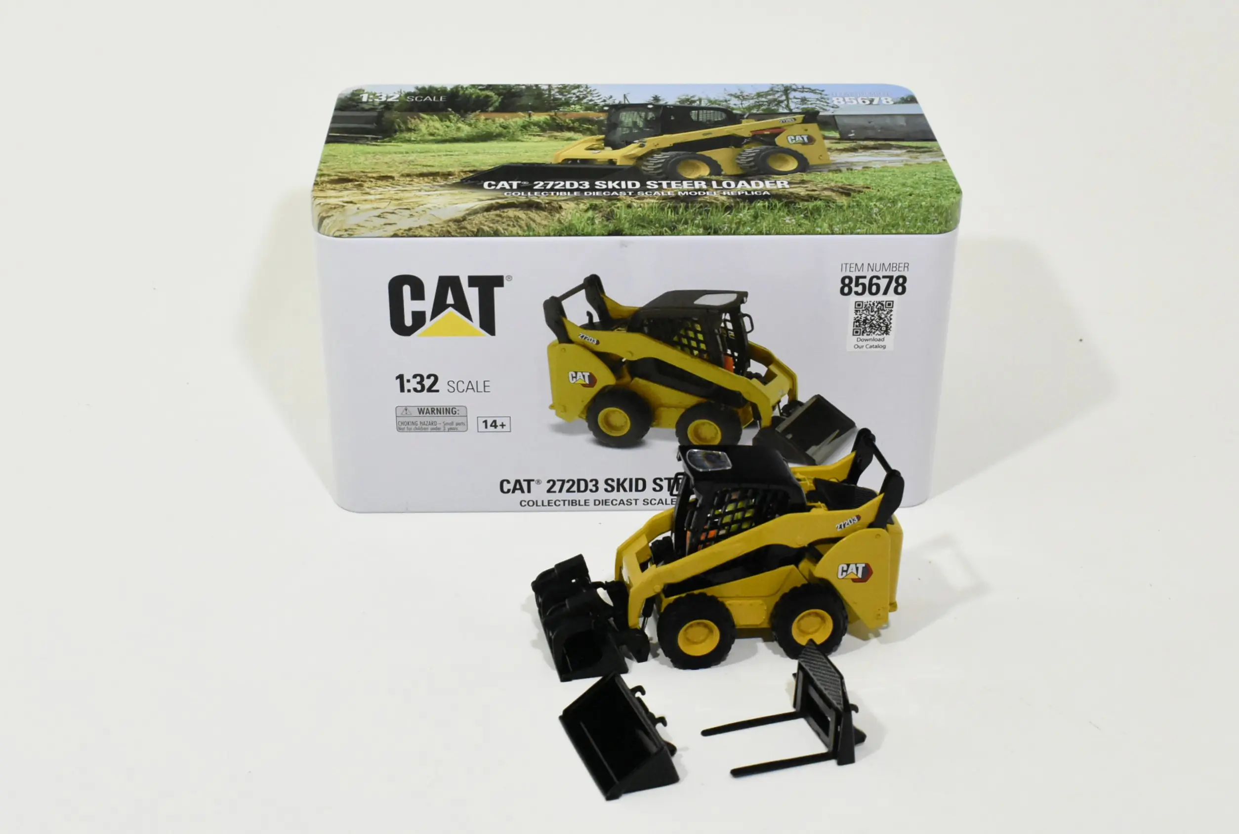 85685 cat 新品未開封　50分の1 1/50 Cat 272D3 Wheeled Skid Steer Loader - Dalton's Farm Toys