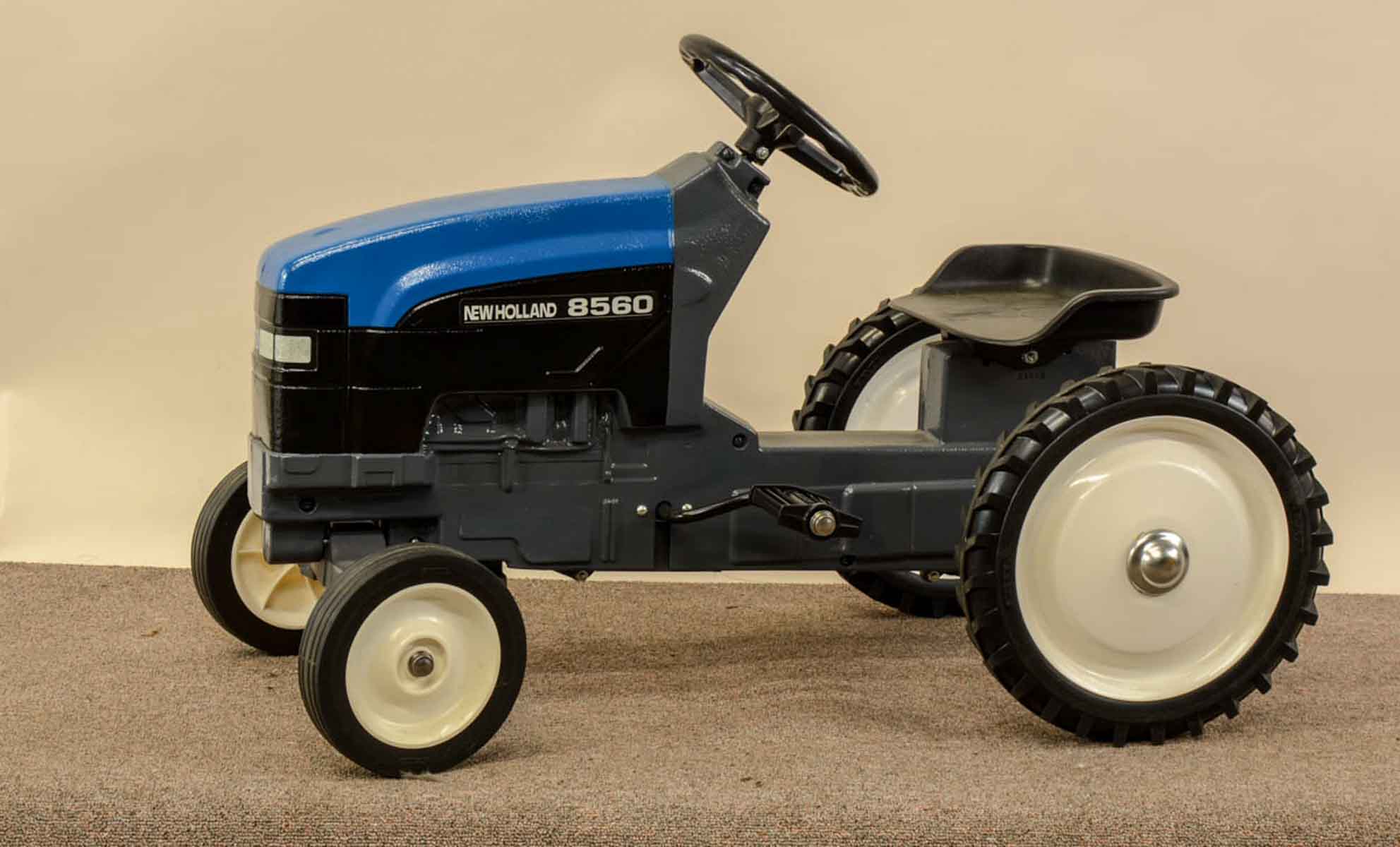 Ertl Pedal Tractor Parts New Holland Blue Power Pedal