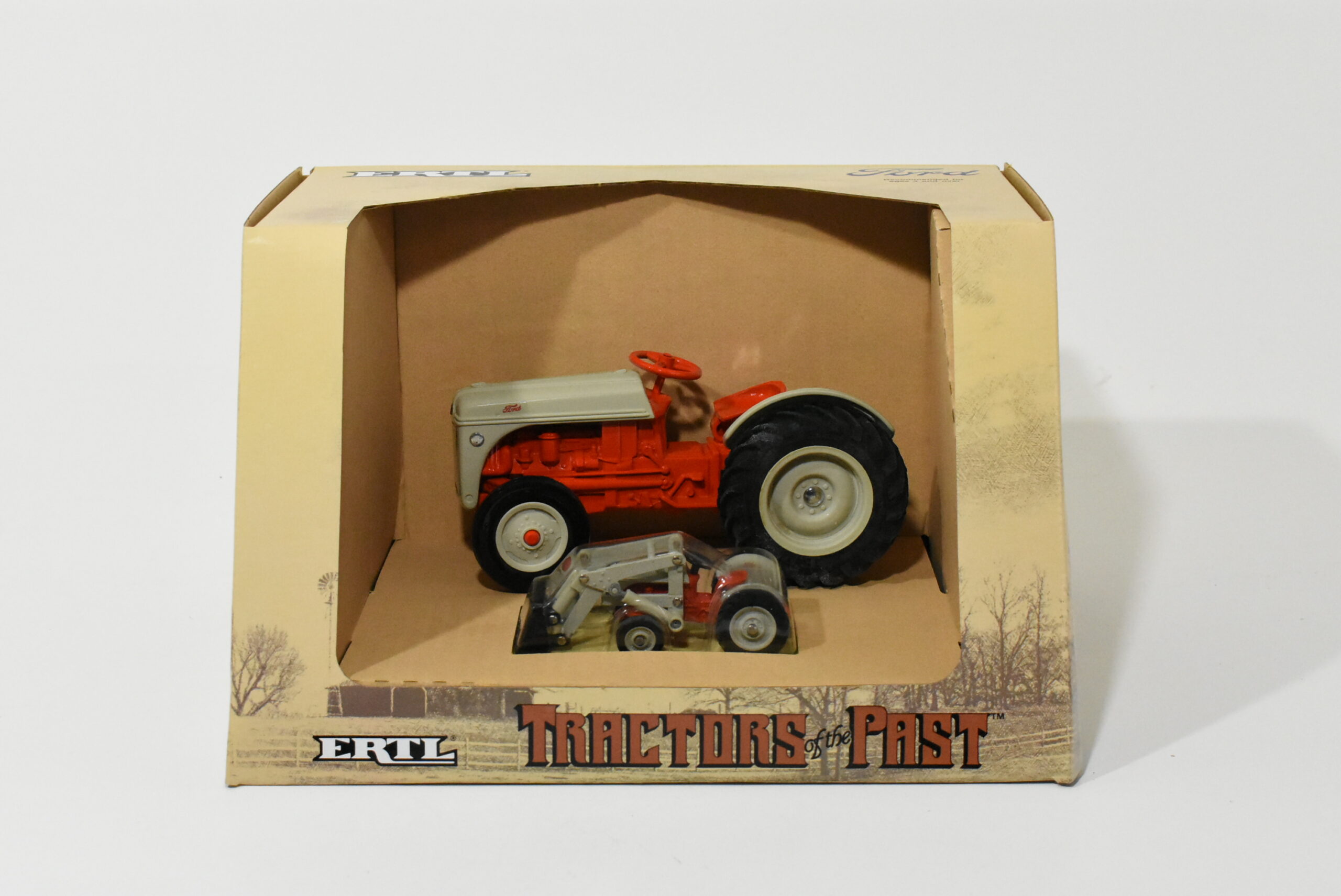 1/16 Ford 8N Tractor & 1/43 8N Tractor With Loader - Dalton's Farm