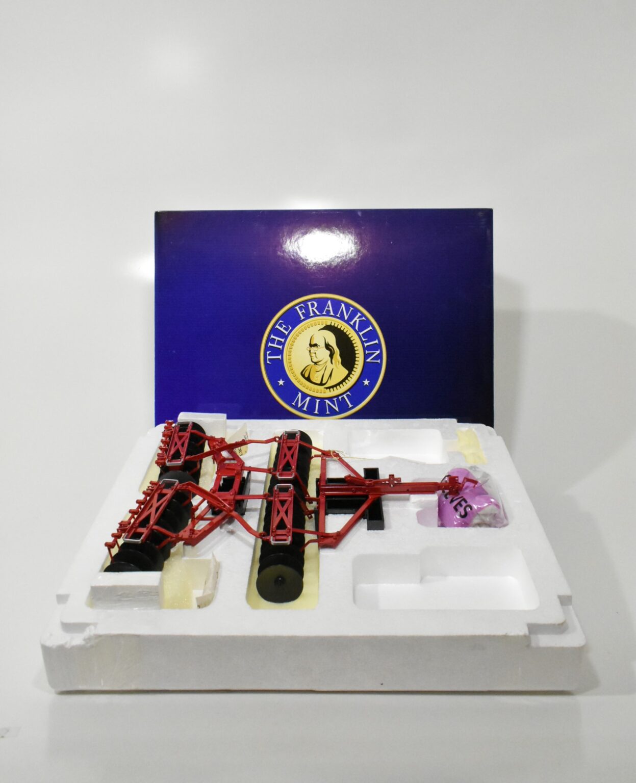 1/12 International Harvester Disk, The Franklin Mint Daltons Farm Toys