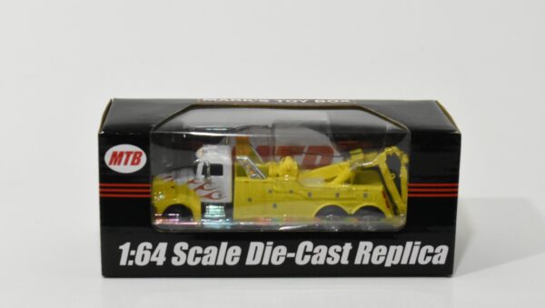 1/64 Peterbilt 385 Wrecker Yellow