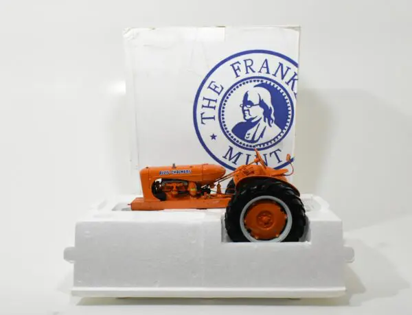 1/16 Allis Chalmers WC Tractor, The Franklin Mint - Dalton's Farm Toys