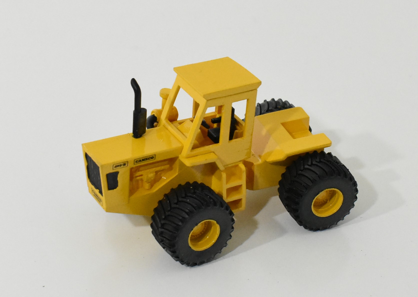 1/64 Scratch Built Cameco 405-B Four Wheel Drive Tractor With Cab ...