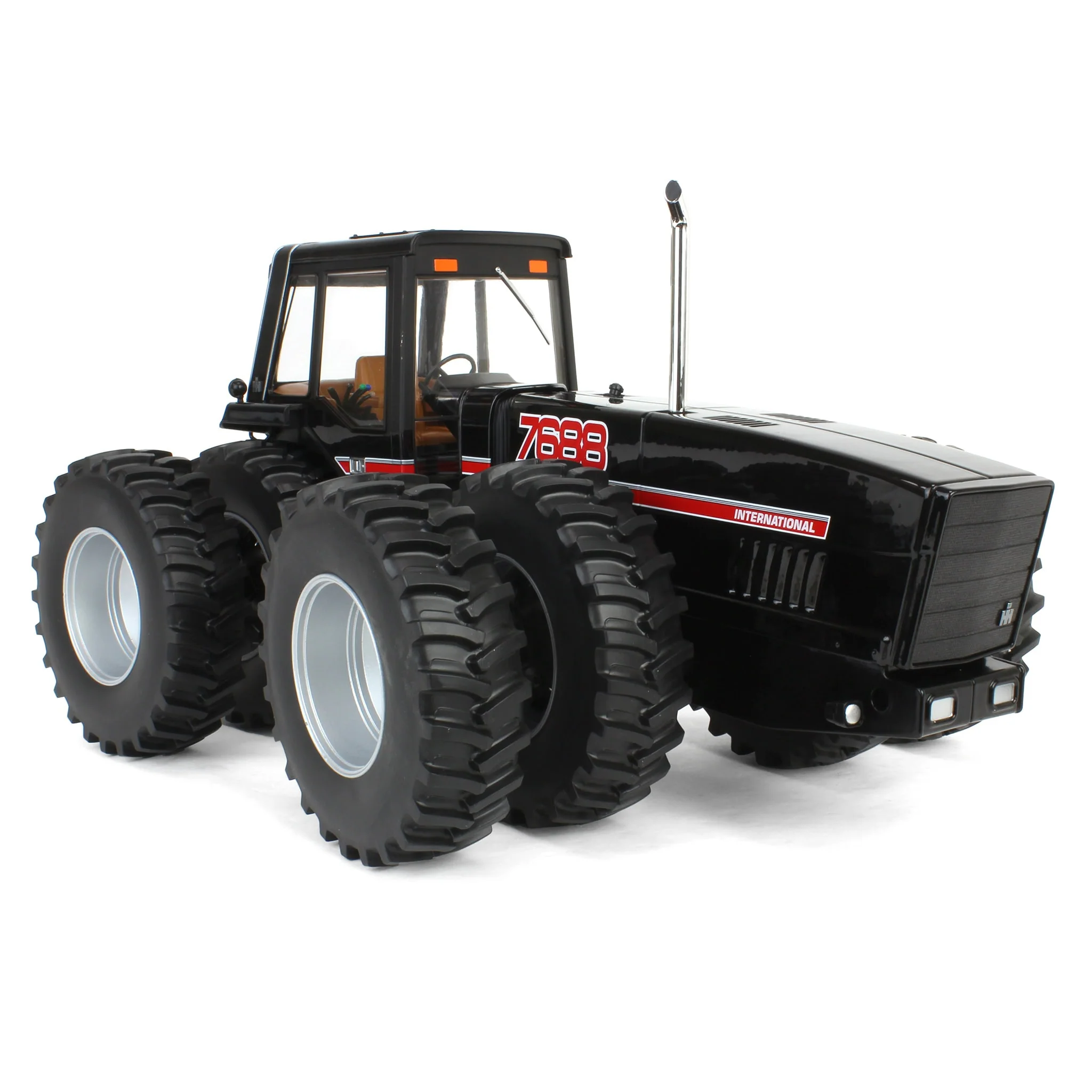 1/16 International Harvester 7688 2+2 Prototype Tractor With