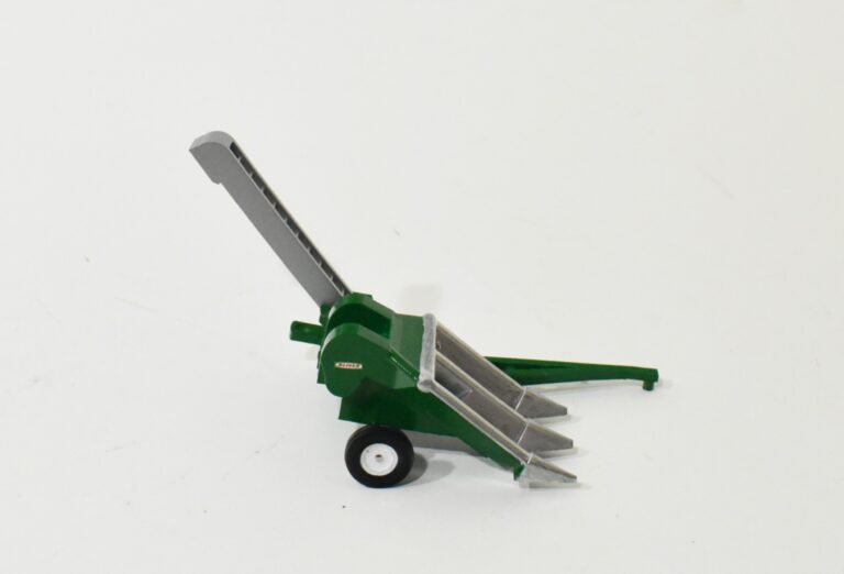 1/64 Scratch Built Oliver 2 Row Pull Type Corn Picker - Dalton's Farm Toys