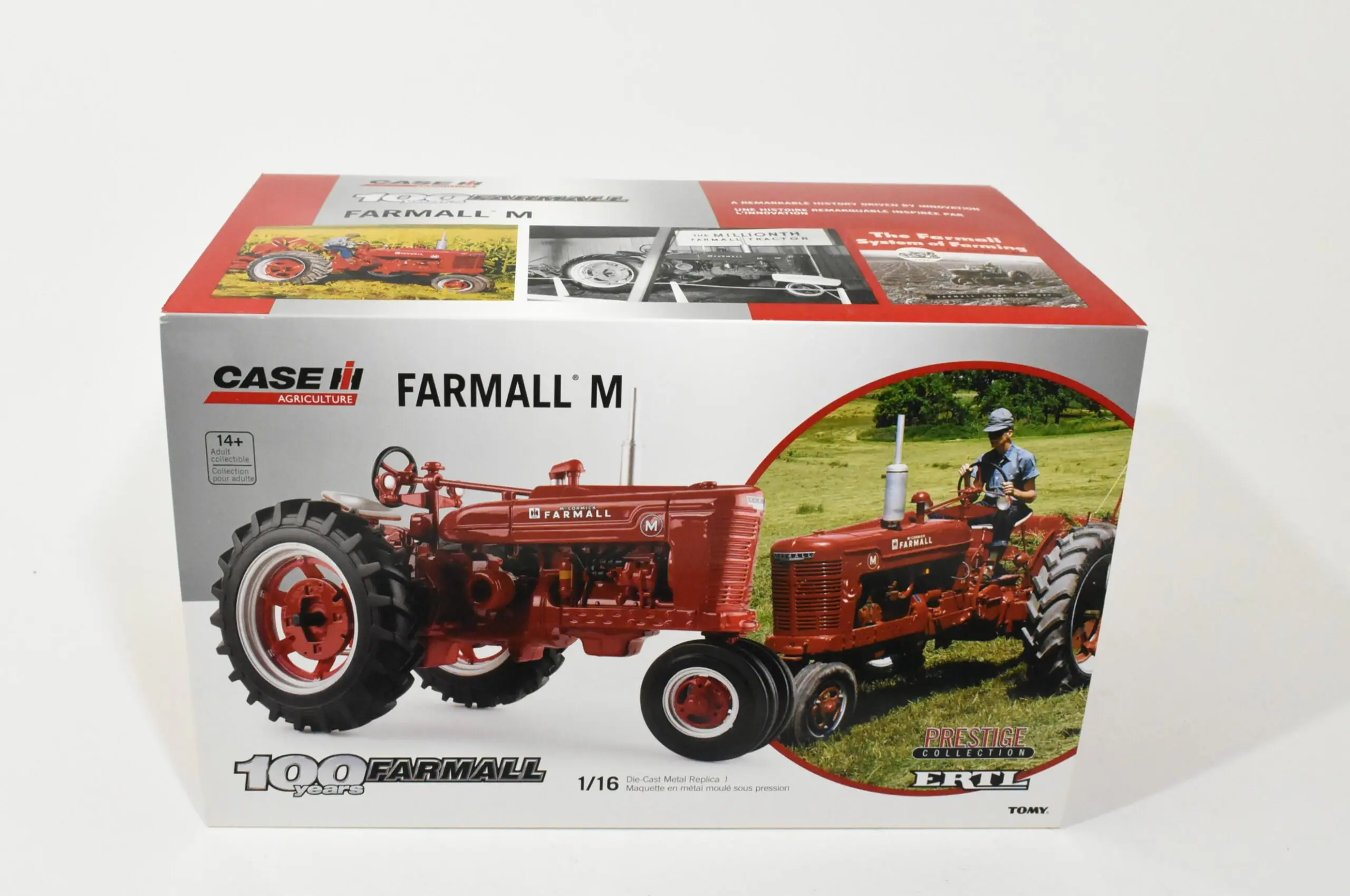 ミニカーアメリカントラクターMcCORMICK FARMALL
