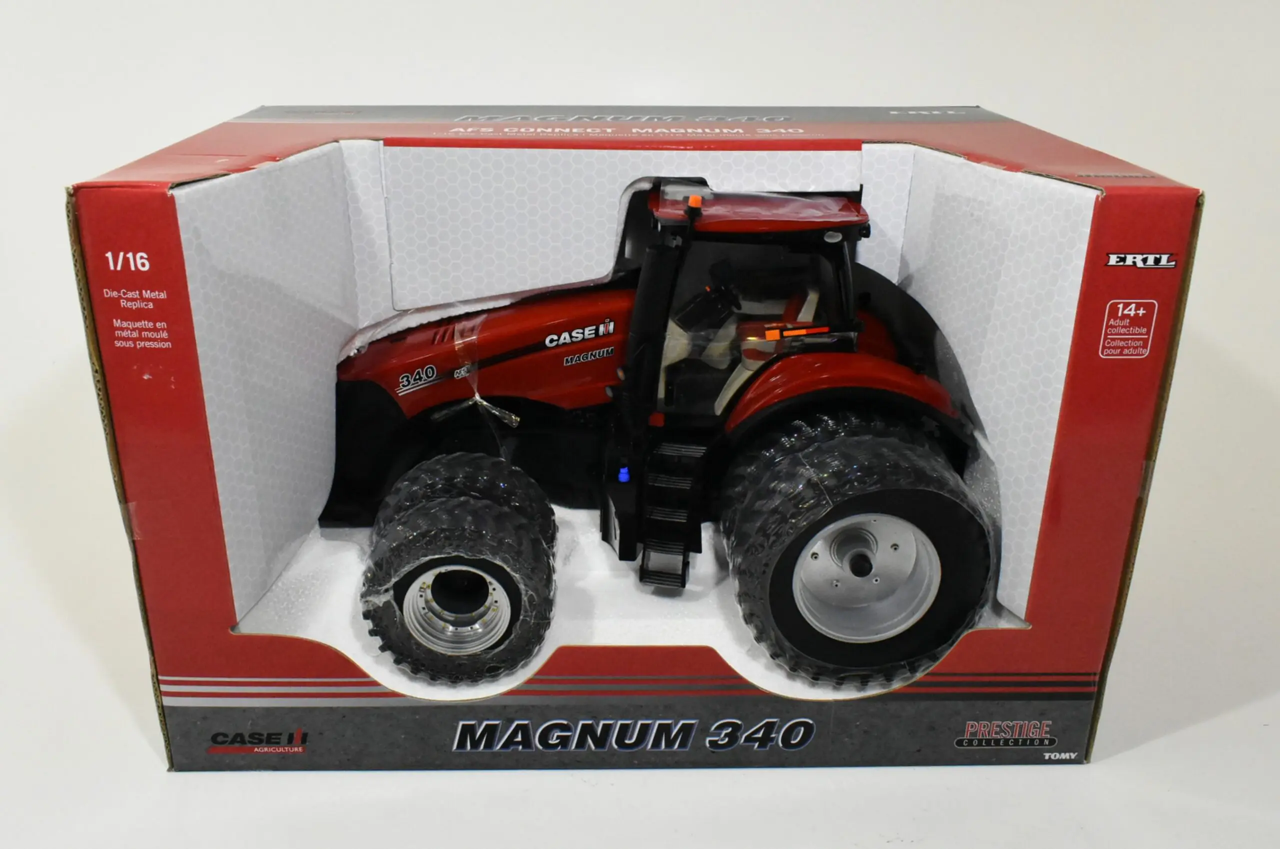1/16 Case IH 340 AFS Connect Magnum Tractor With Duals on Front