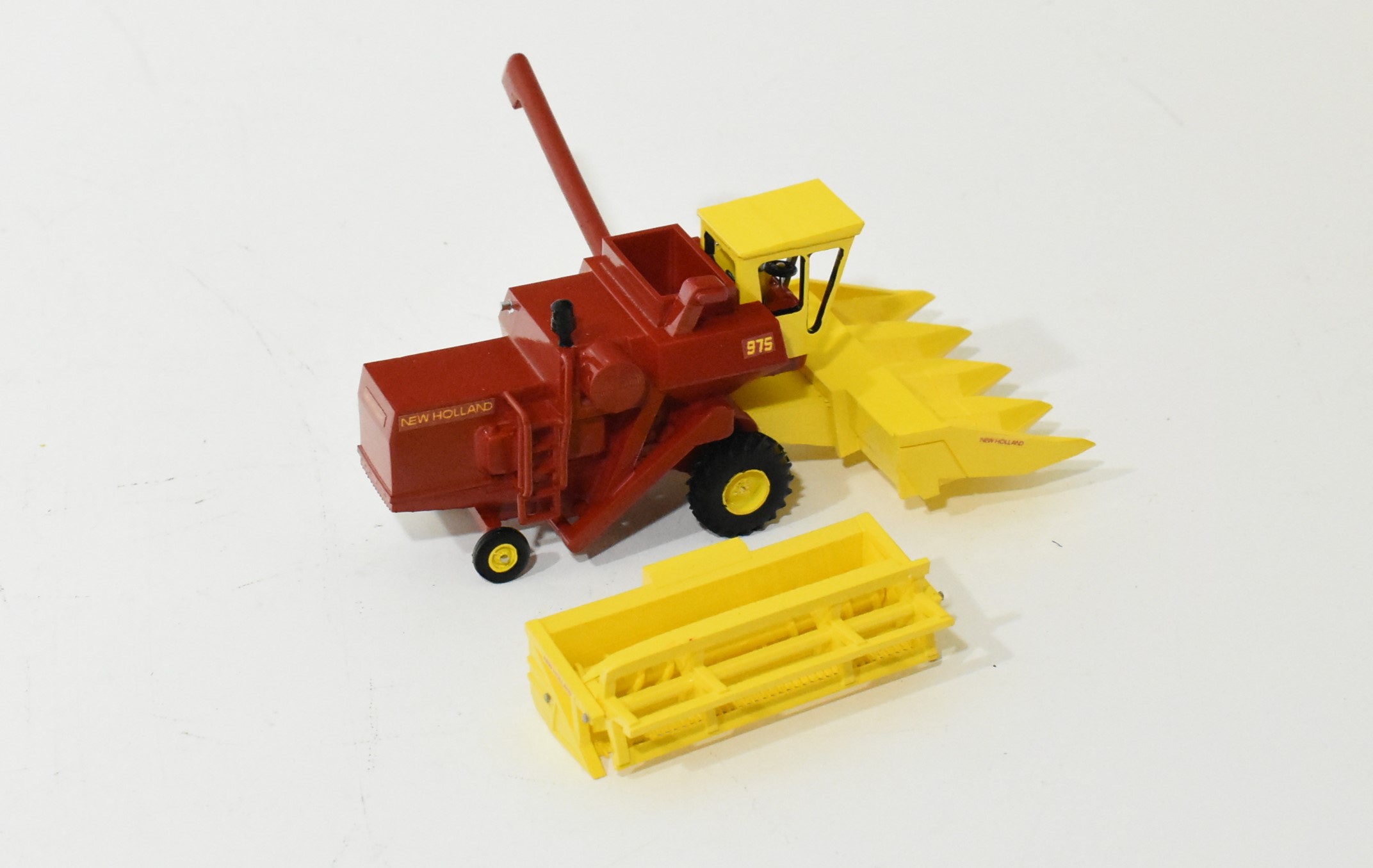 1/64 Scratch Built New Holland 975 Combine With Cab, Corn & Grain Head ...
