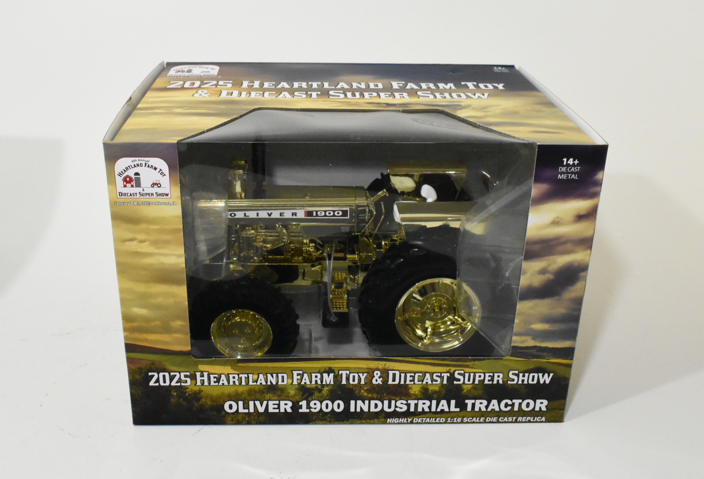 1/16 Oliver 1900 Industrial Tractor, 2025 Heartland Toy Show, Gold