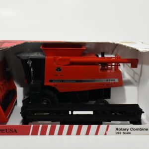 1/24 Massey Ferguson 9790 Combine With Corn & Grain Heads