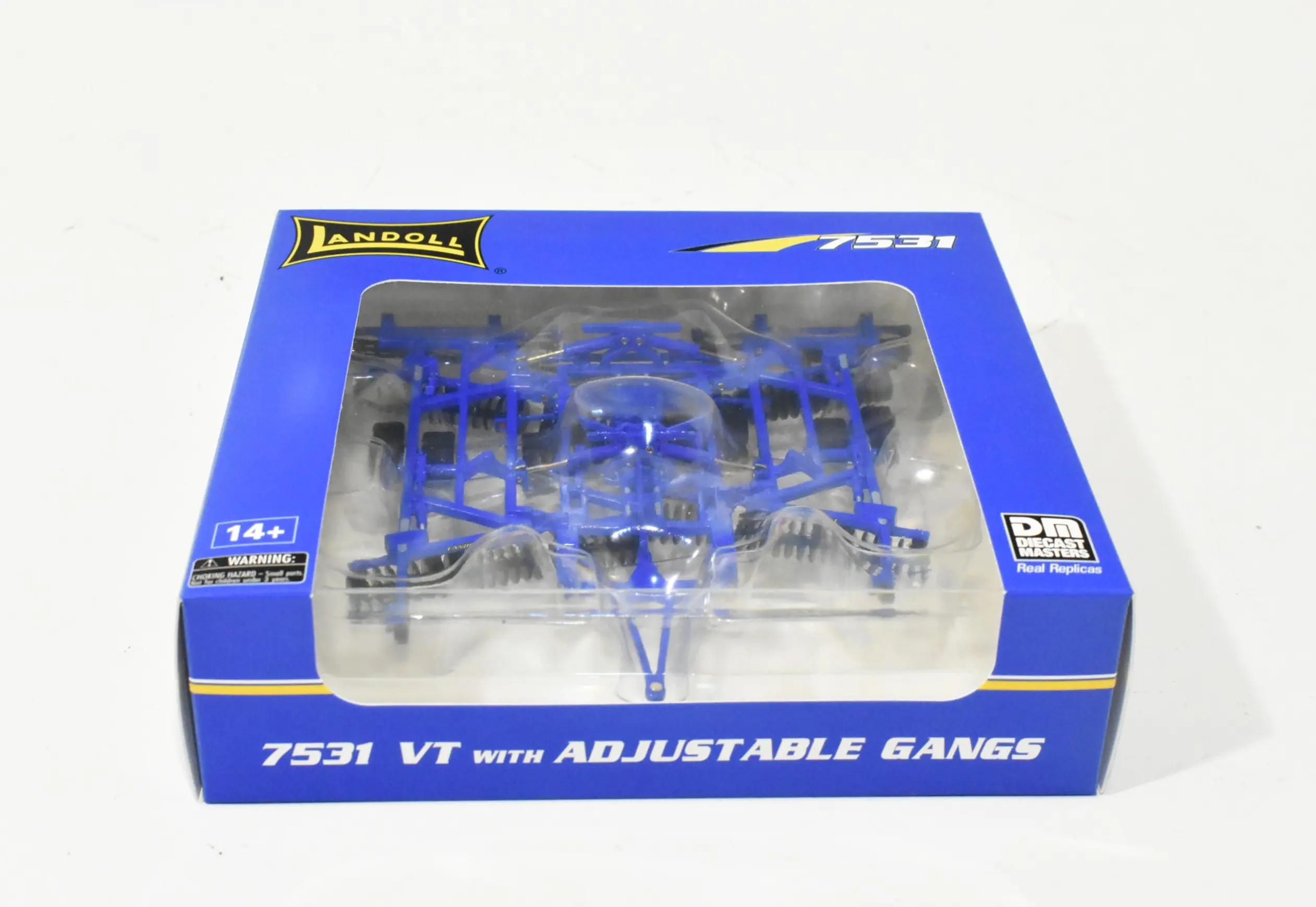 1/64 Landoll 7531-29 Adjustable Gang VT Vertical Tillage Implement