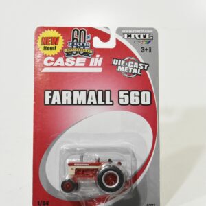 1/64 Farmall 560 Tractor