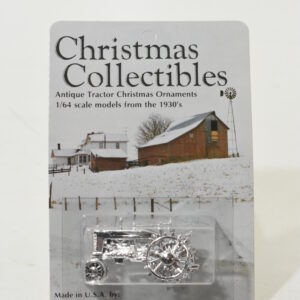 1/64 Farmall M Chrome Tractor, Christmas Collectibles