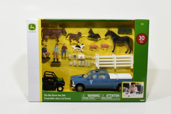 1/32 John Deere Gator With Pickup & Veterinarian Set