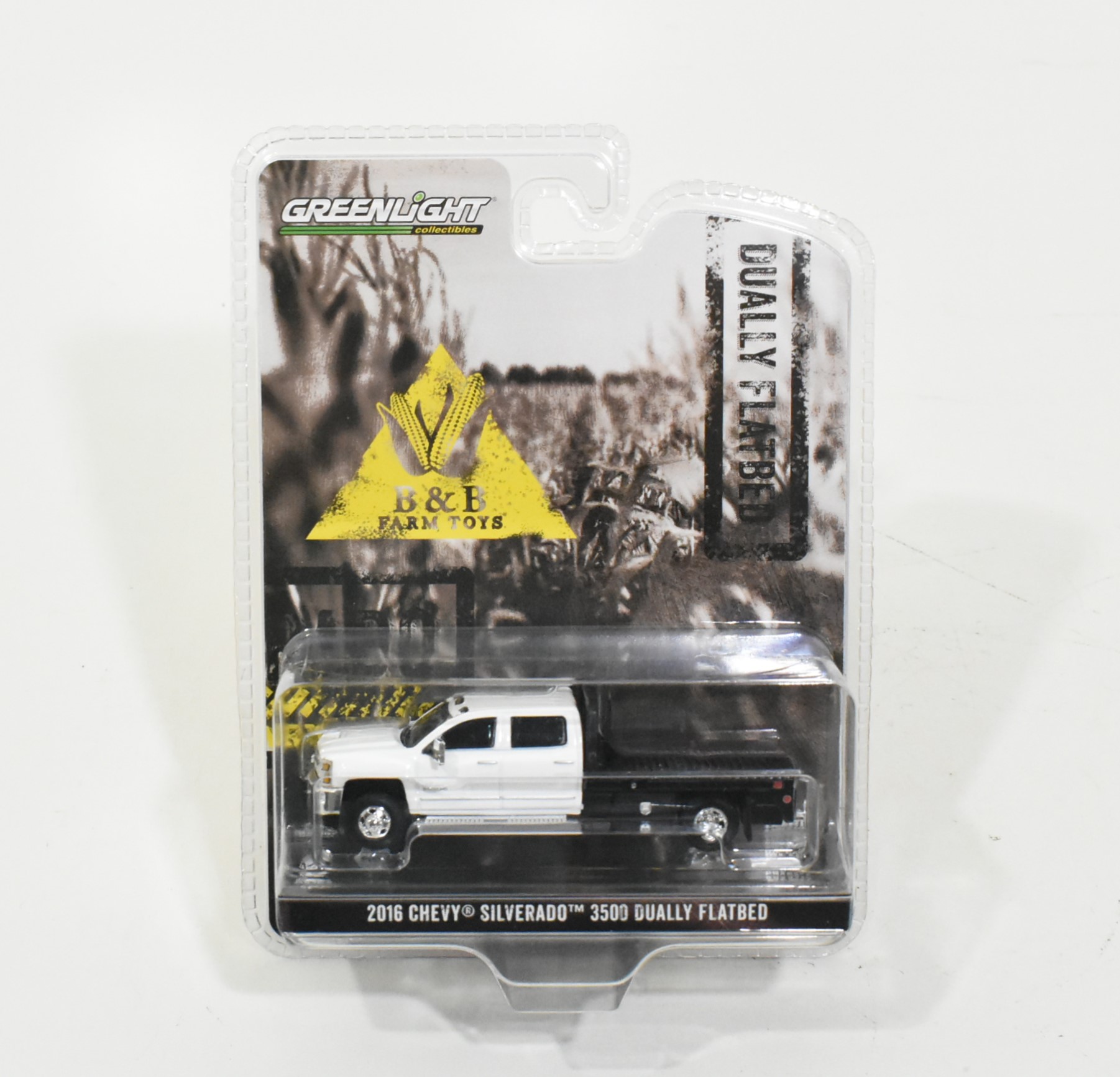 1/64 2016 White Chevy 3500 Dually Pickup Truck With Flat Bed