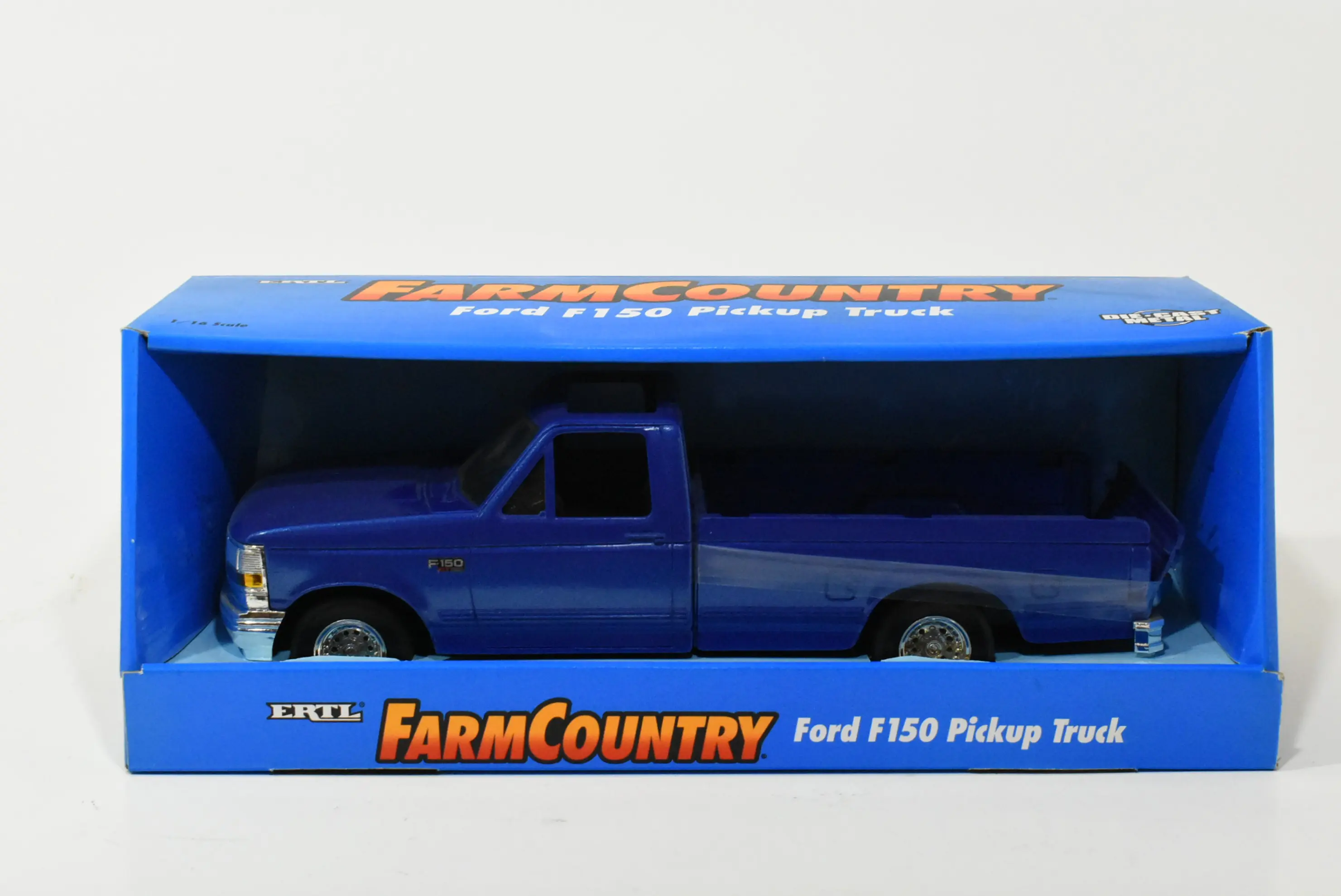 1/16 Ford F-150 Pickup Truck
