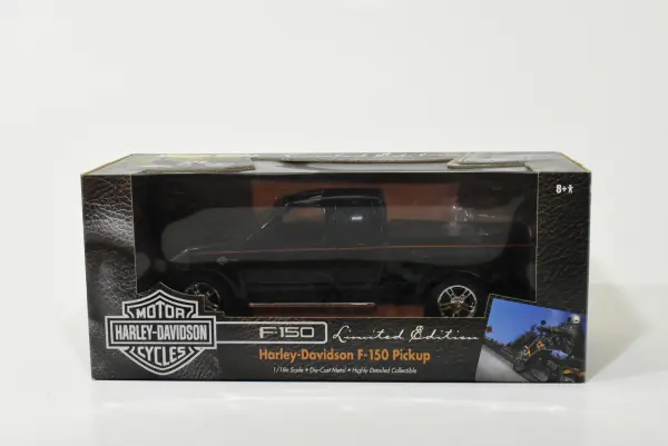 1/18 Ford F-150 Harley Davidson Pickup Truck - Dalton's Farm Toys