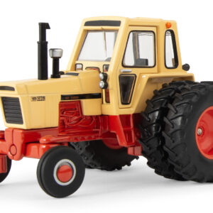 1/64 Case 1070 Tractor With Cab & Duals, National Farm Toy Museum