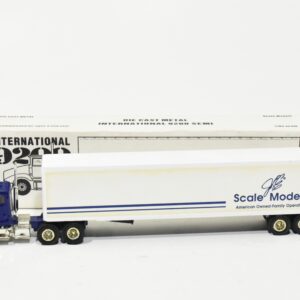 1/64 International 9200 Scale Models Semi