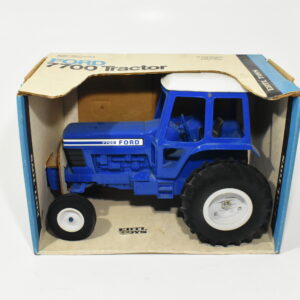 Vintage 1/12 Ford 7700 Tractor With Cab