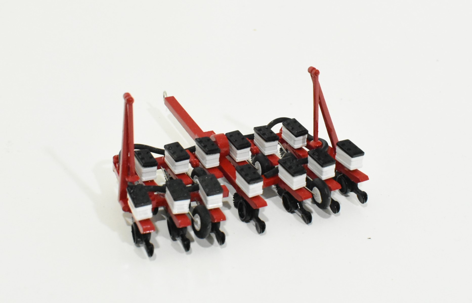 1/64 Scratch Built White 6242 12/13 Row Planter - Dalton's Farm Toys