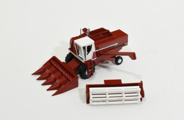 1/64 Scratch Built Cockshutt 555 Combine With Corn & Grain Head ...