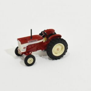 1/64 International Harvester 340 Utility Tractor