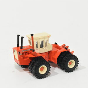 1/64 Allis Chalmers 440 4WD Tractor With Duals
