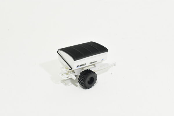 1/64 Mobility 1200 Fertilizer Spreader With Removable Tarp, Single Wheels - Image 2