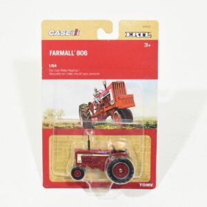 1/64 International Harvester Farmall 806 Tractor With Narrow Front & Clamshell Fenders